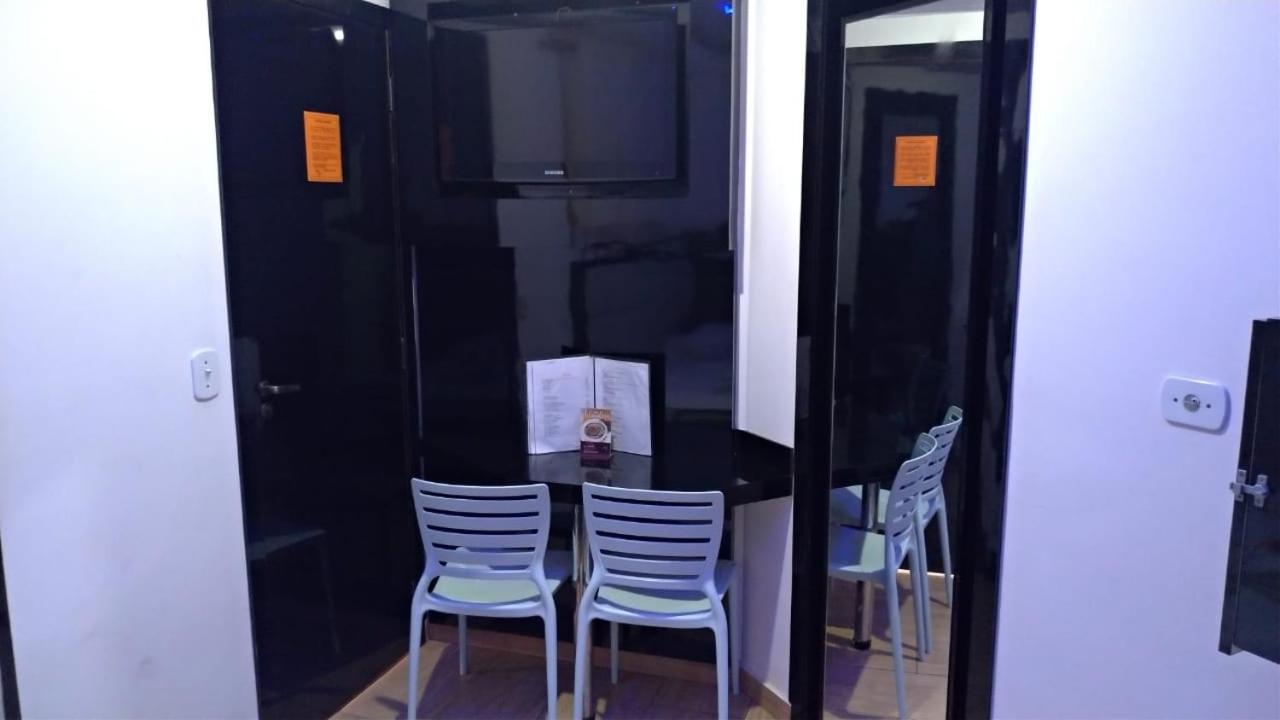 Mostel Guarulhos - Mais Motel Exteriör bild